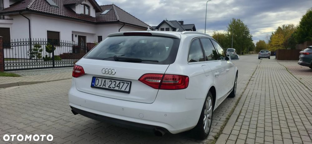 Audi A4 Avant - 5