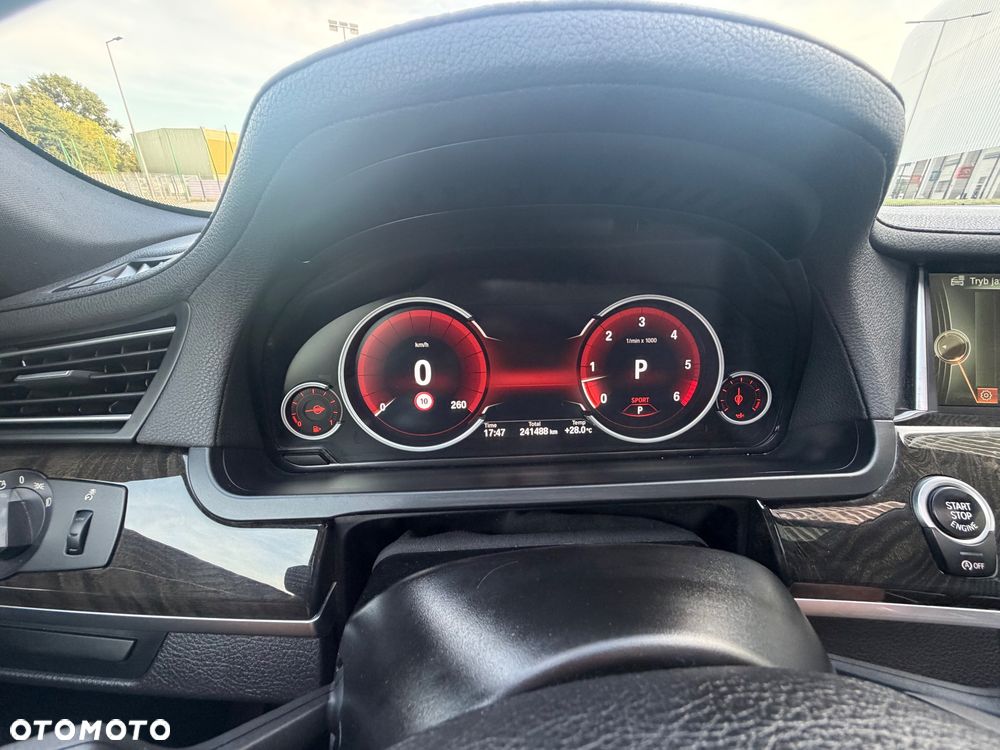 BMW Seria 7 730d xDrive - 30