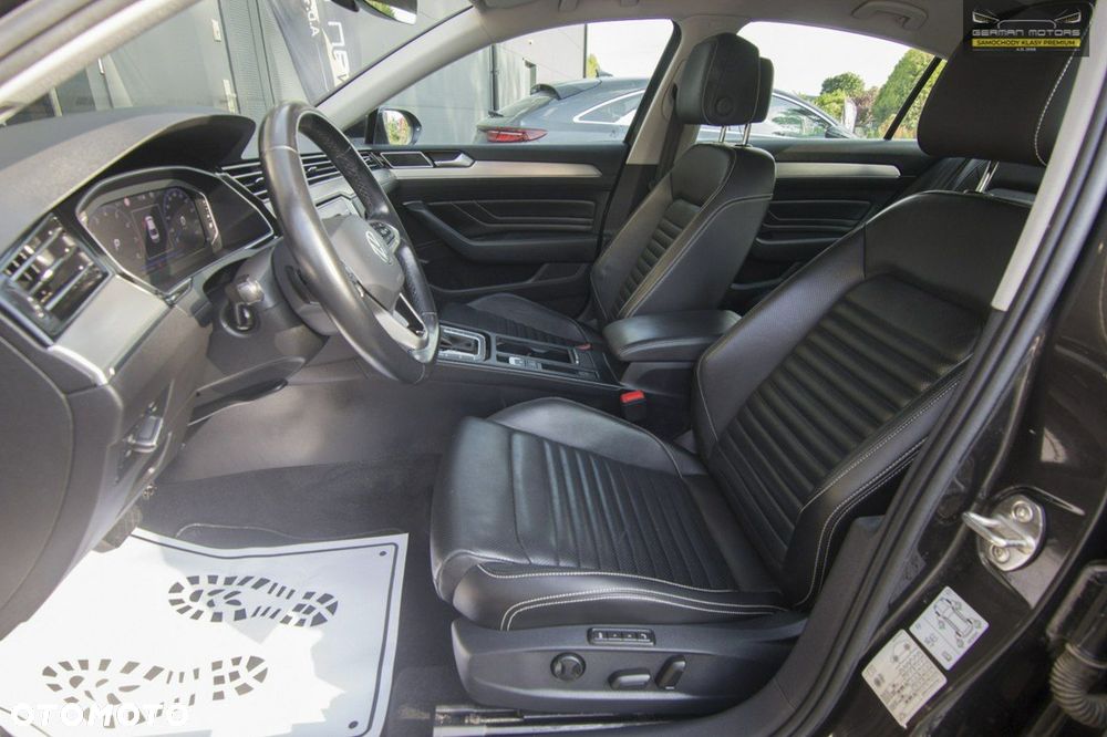 Volkswagen Passat - 23