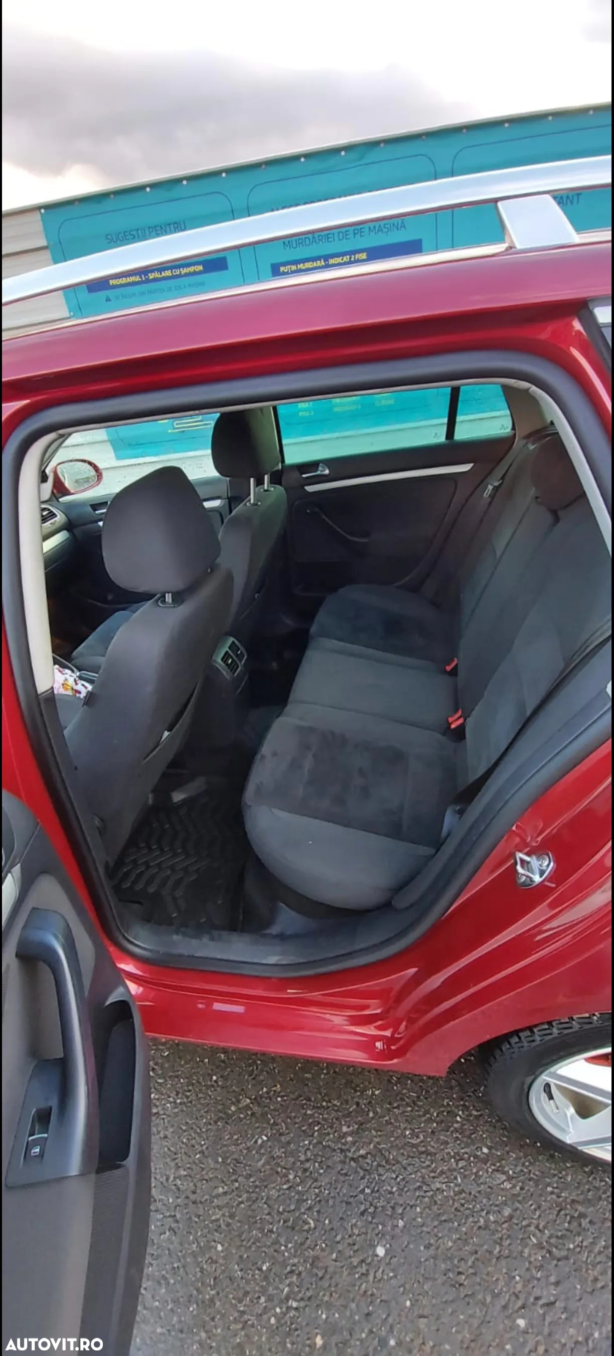 Volkswagen Golf 2.0 TDI Comfortline - 4
