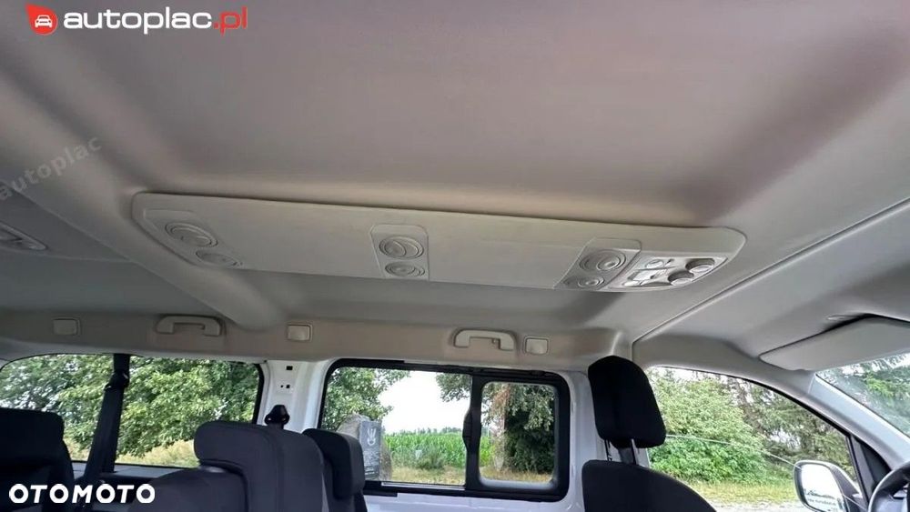 Peugeot Traveller 2019