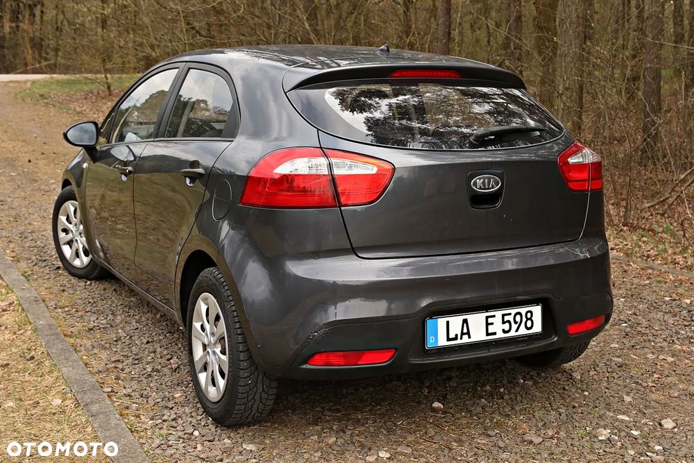 Kia Rio 1.2 Business Line - 25