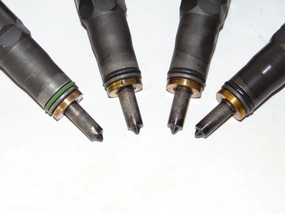 Wtrysk wtryskiwacz pompowtryskiwacz paliwa 038130073BJ Skoda Octavia Superb 2 II A4 B7 A6 C6 VW Volkswagen Golf 5 V Touran Passat B6 Sharan Seat Alhambra diesel 2.0 TDI - 9