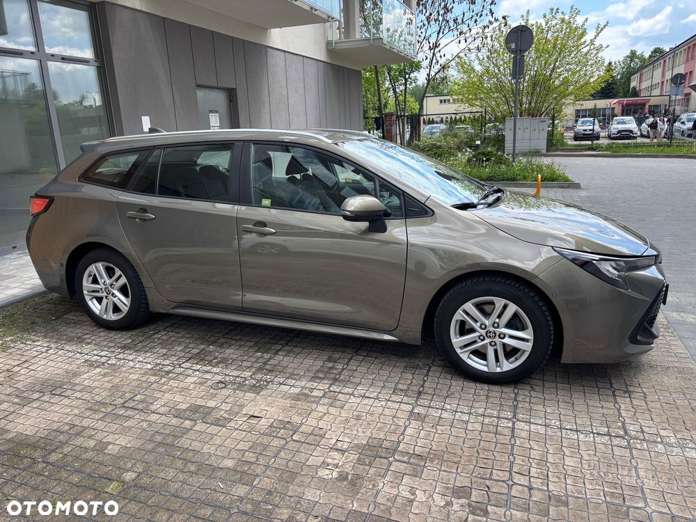Toyota Corolla 2.0 Hybrid Comfort - 13