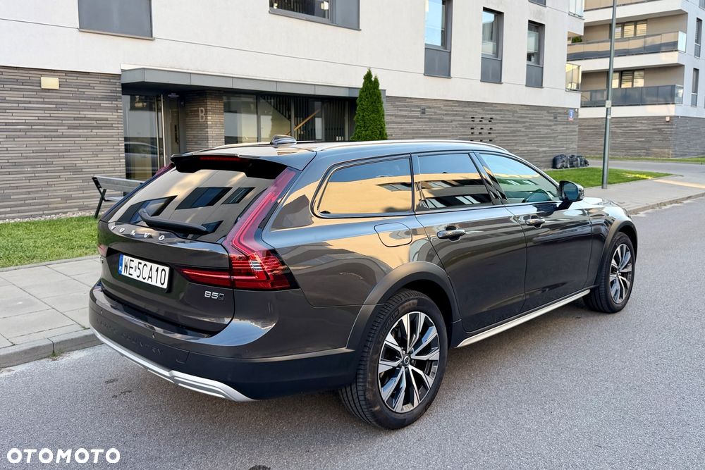 Volvo V90 Cross Country B5 B AWD Plus - 5
