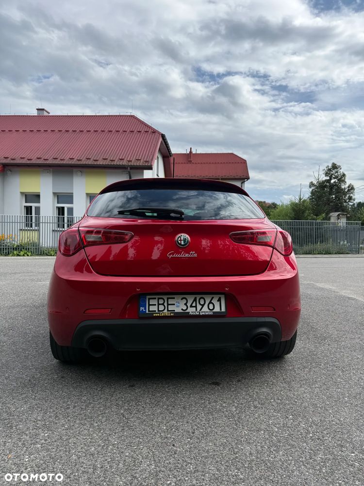 Alfa Romeo Giulietta 1750 TBi Quadrifoglio Verde - 11