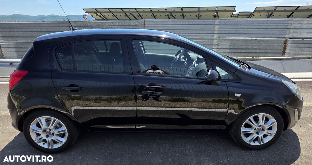 Opel Corsa 1.4 16V Innovation - 6