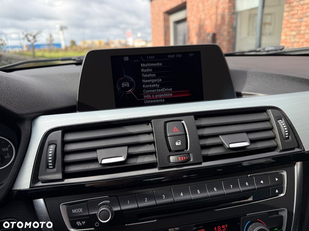 BMW Seria 3 318d Blue Performance Luxury Line - 15