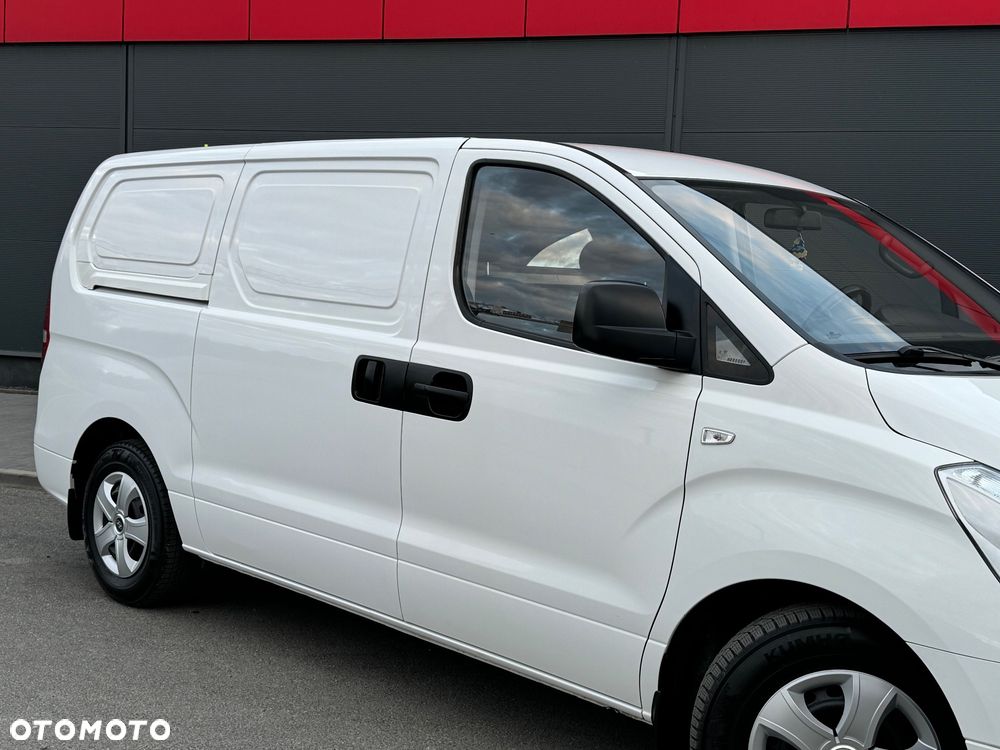 Hyundai H1 - 12