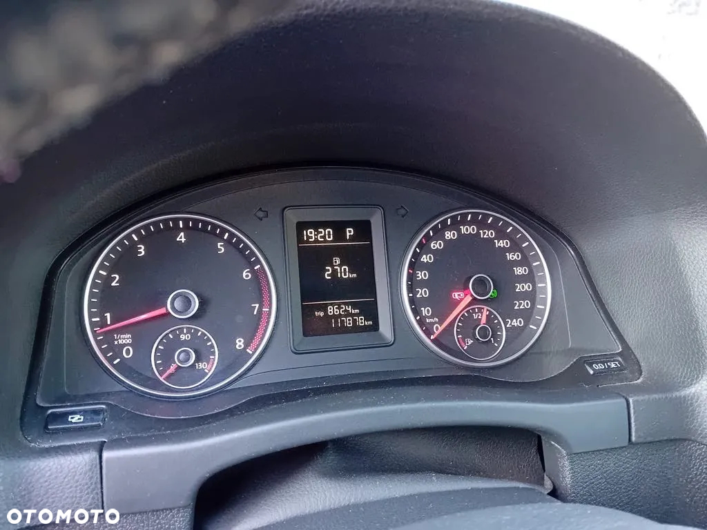 Volkswagen Golf Plus - 8