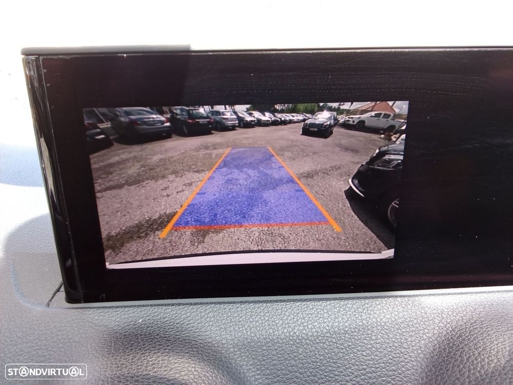 Audi Q2 30 TDI Advanced - 17