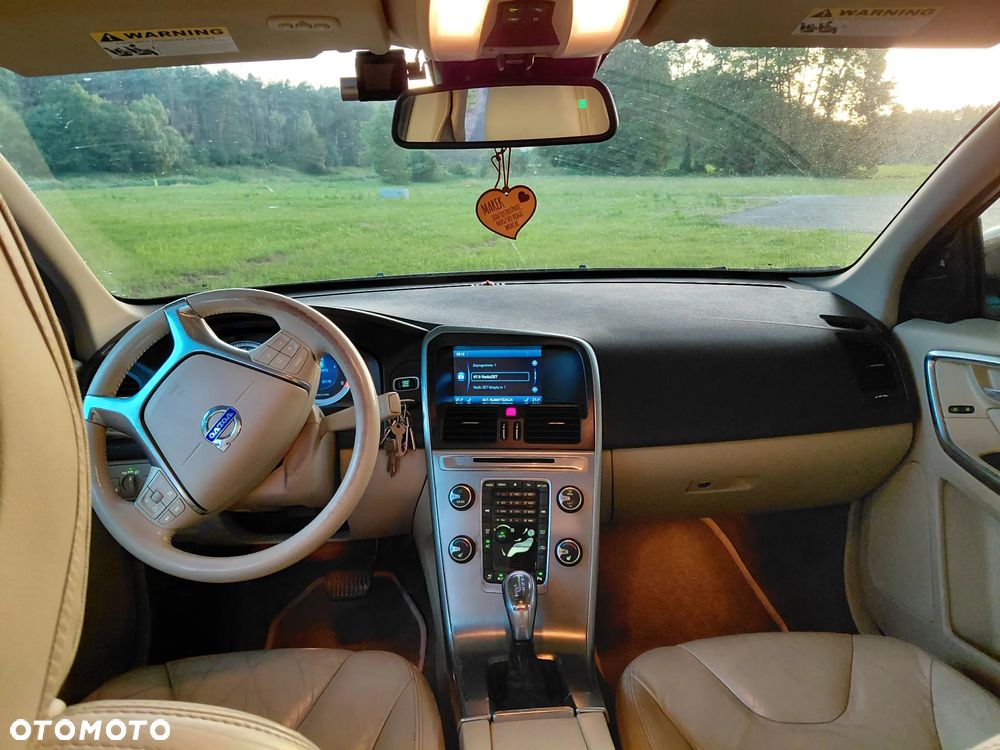 Volvo XC 60 T6 AWD Kinetic - 8
