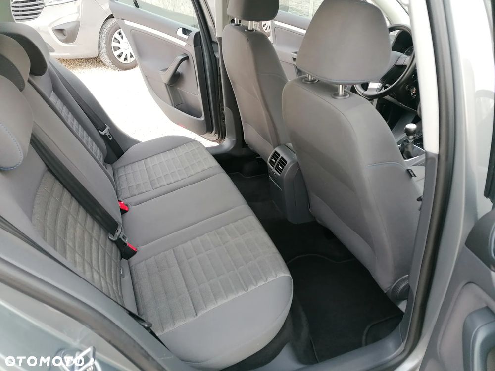 Volkswagen Golf 1.6 Tour - 23