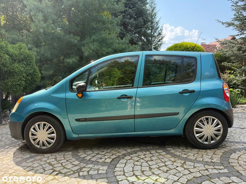 Renault Modus 2004 photo 3