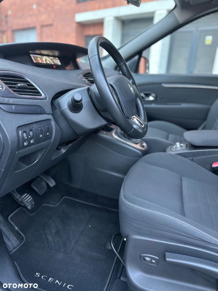 Renault Scenic ENERGY TCe 130 S&S Bose Edition - 27