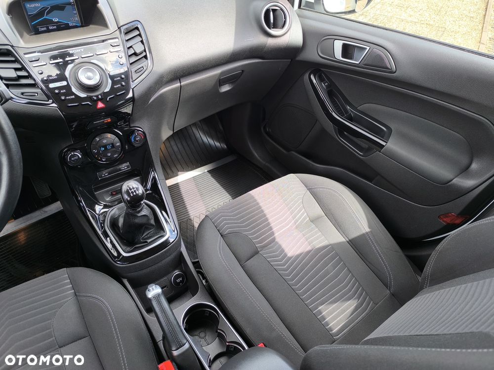Ford Fiesta - 19