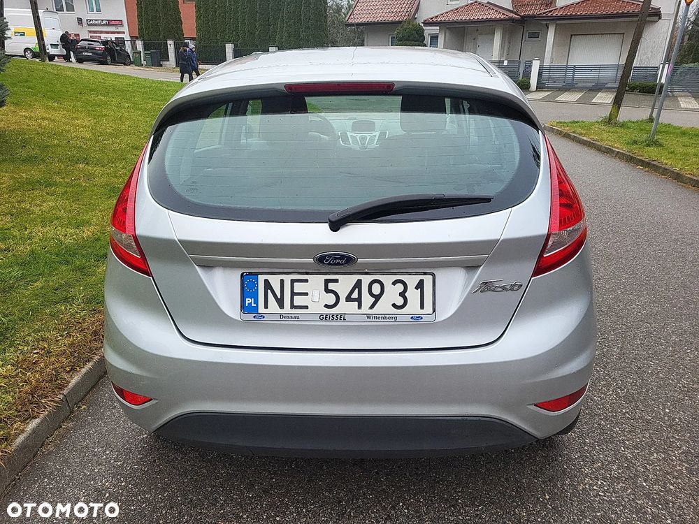 Ford Fiesta 1.25 Silver X (Ambiente) - 37
