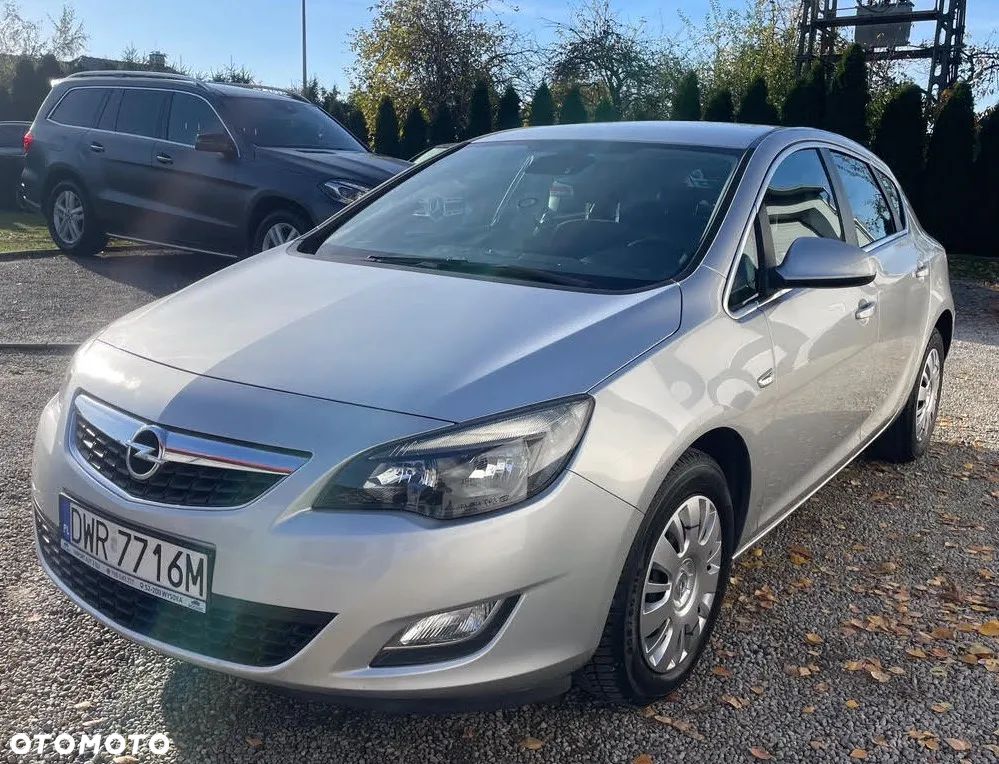 Opel Astra 1.6 Cosmo - 2