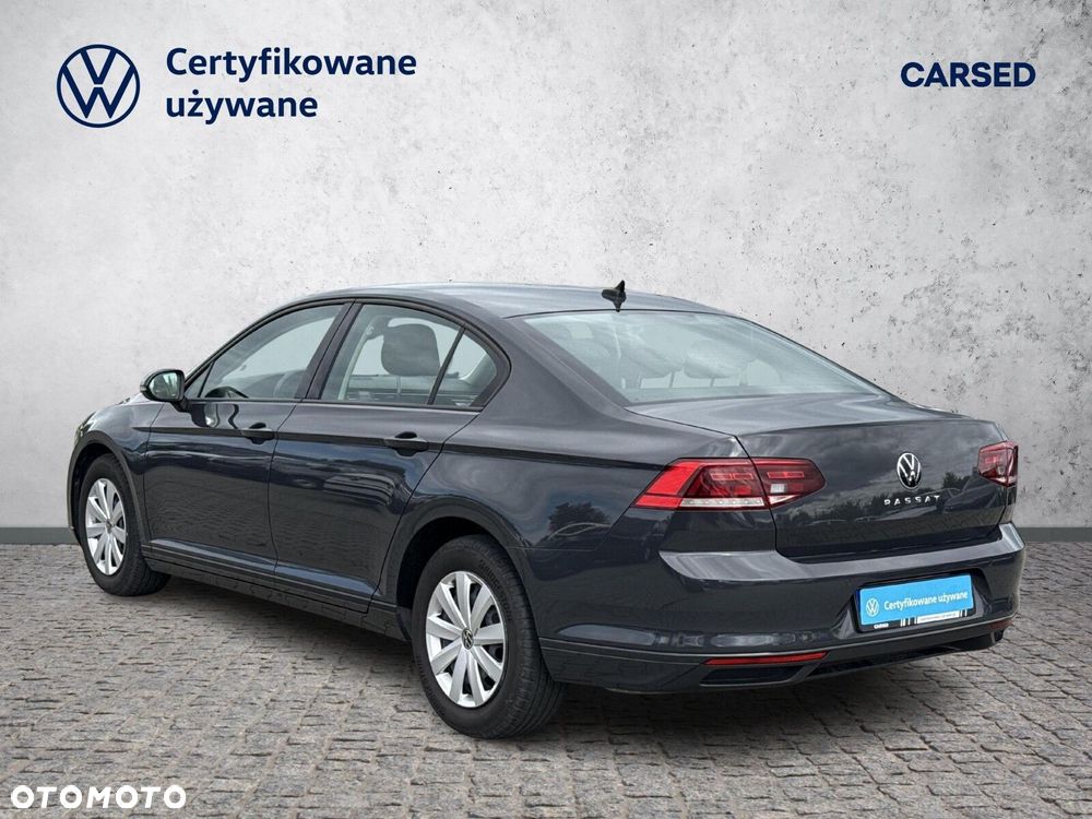 Volkswagen Passat - 3