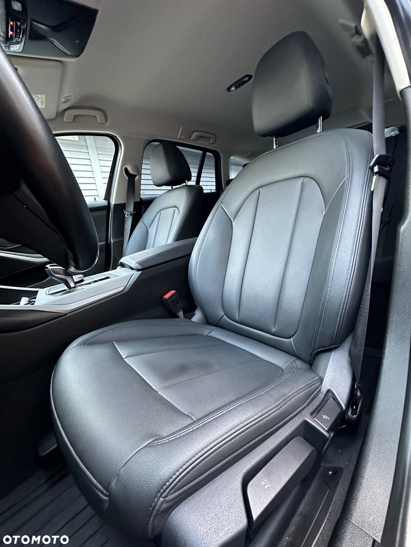 BMW Seria 3 318d Touring Sport Line - 7
