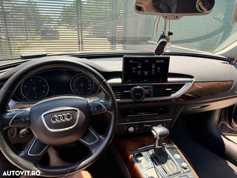 Audi A6 Avant 2.0 TDI Ultra S tronic - 35