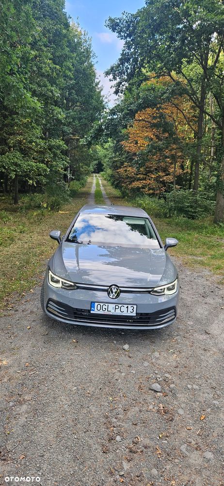 Volkswagen Golf 1.5 eTSI OPF DSG Style - 4