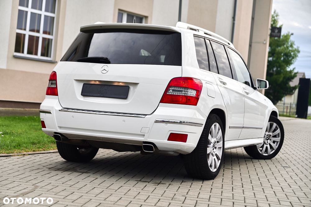 Mercedes-Benz GLK 220 CDI DPF BlueEFFICIENCY 7G-TRONIC - 25