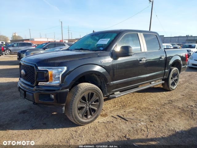 Ford F150 - 4