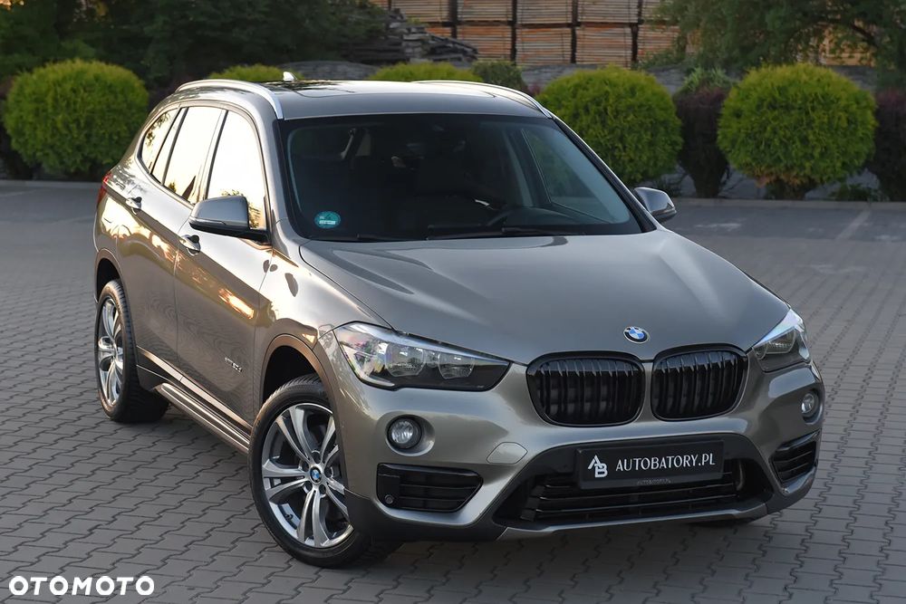 BMW X1 xDrive20d Sport Line - 16