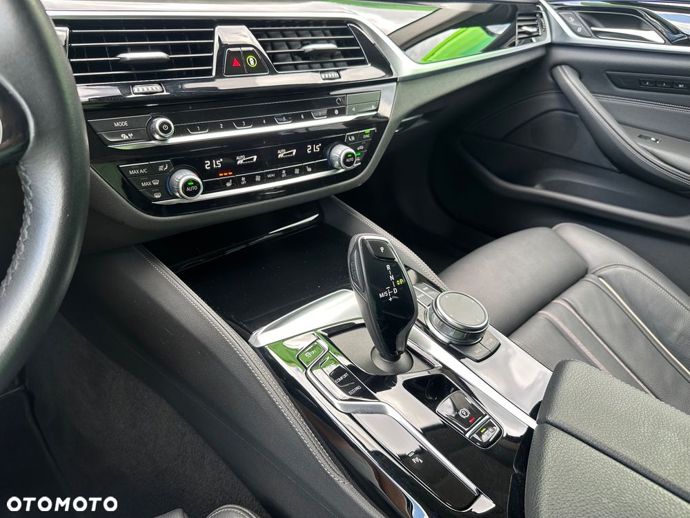 BMW Seria 5 520i mHEV Luxury Line - 18