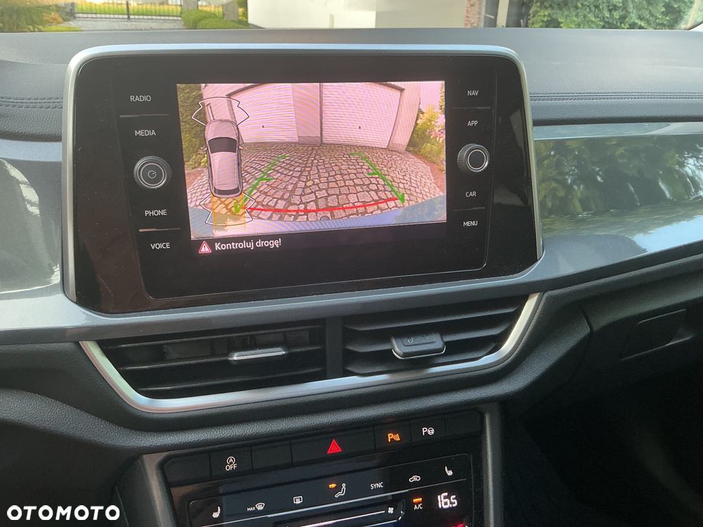 Volkswagen T-Roc 1.5 TSI Style DSG - 11