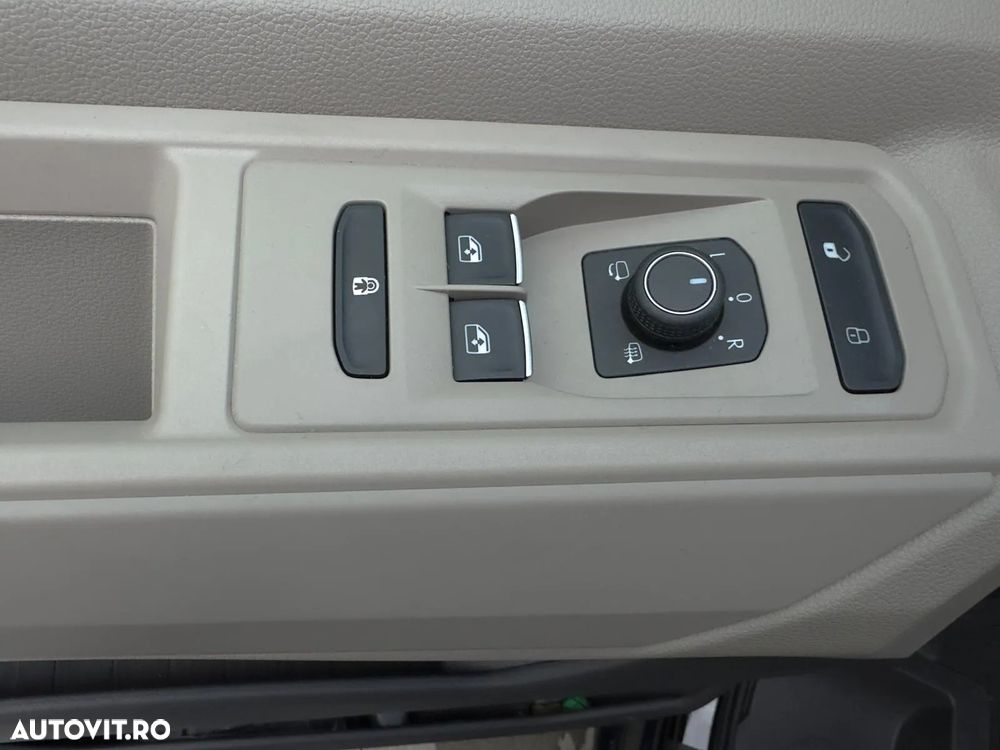 Volkswagen Multivan L 2.0 TDI DSG 110KW Life - 7