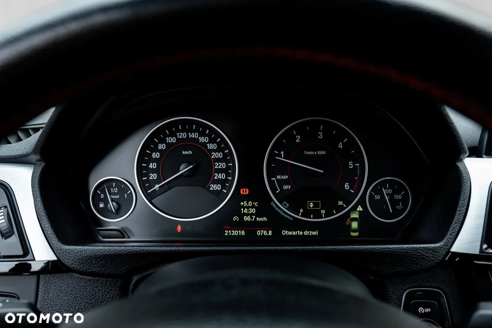 BMW Seria 3 320d - 33