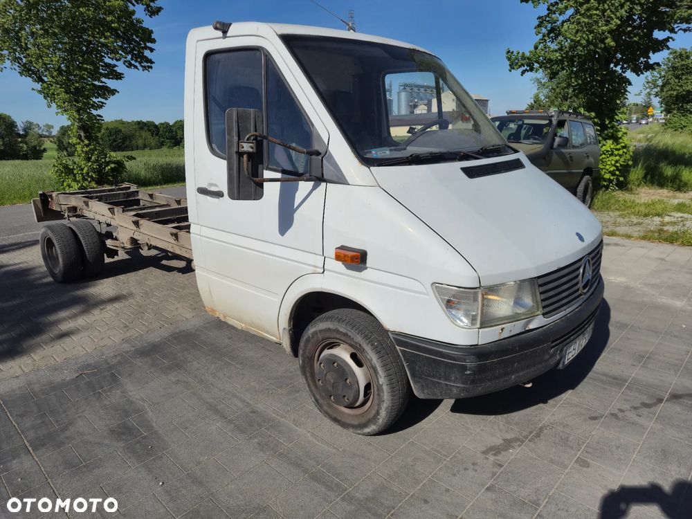 Mercedes-Benz Sprinter 412 - 2