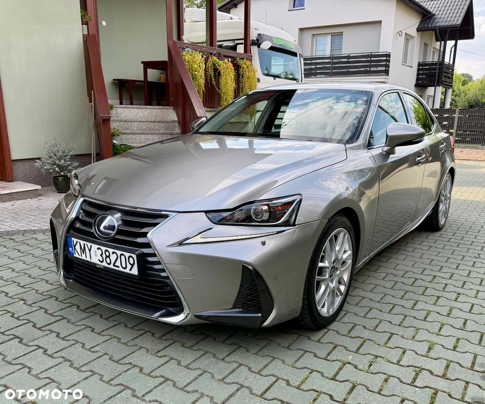 Lexus IS 200t / 300 Elegance - 1