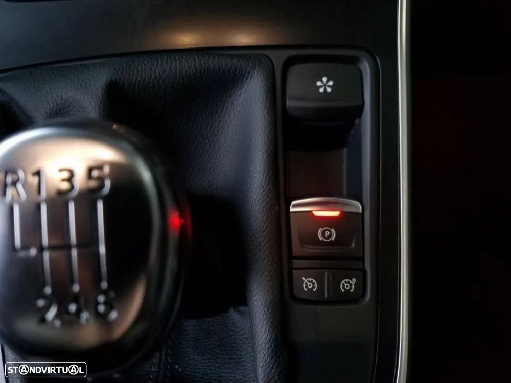 Renault Scénic Energy dCi 130 S&S Bose Edition - 17
