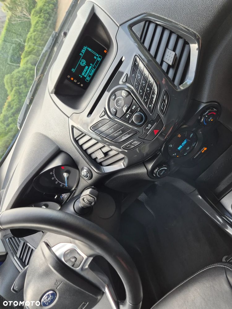Ford EcoSport - 35