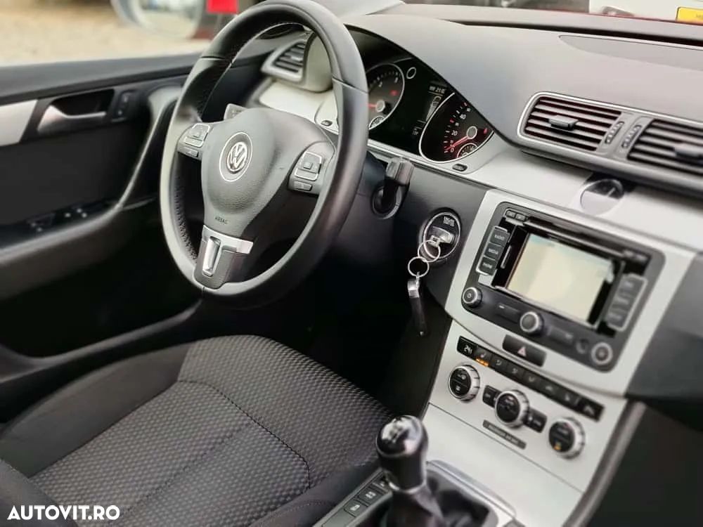 Volkswagen Passat Variant 1.6 TDI BlueMotion Technology Comfortline - 14