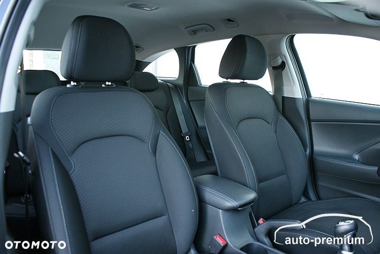 Hyundai i30 1.6 CRDI Trend - 26