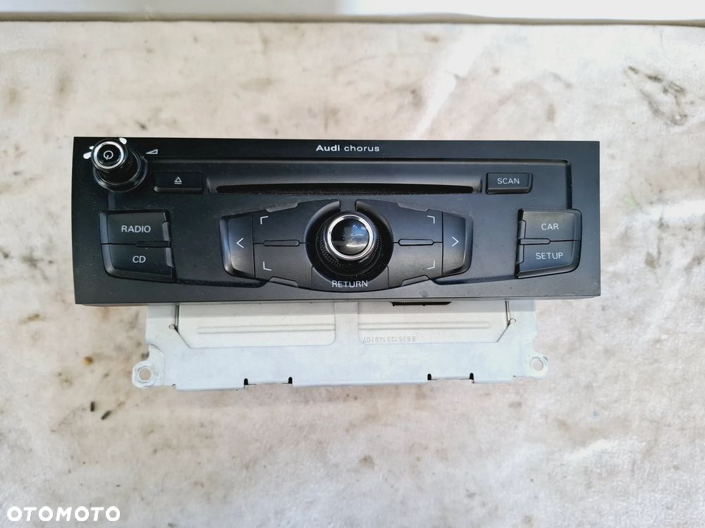 Radio Audi Chorus Audi A4 B8 A5 8T Q5 UK 8T2035152 - 1