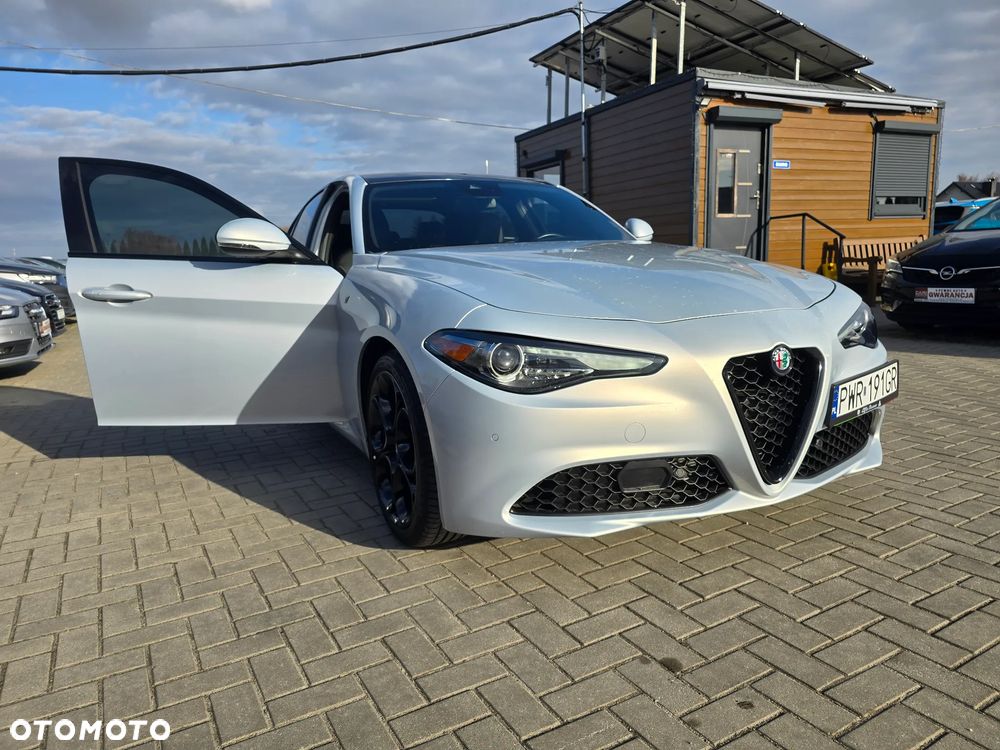 Alfa Romeo Giulia - 20