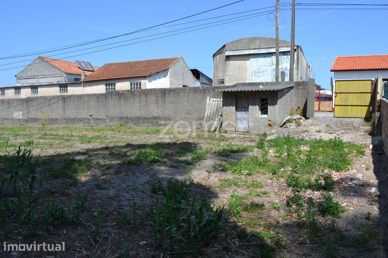 Terreno rústico com 885m2 - Grande imagem: 4/15