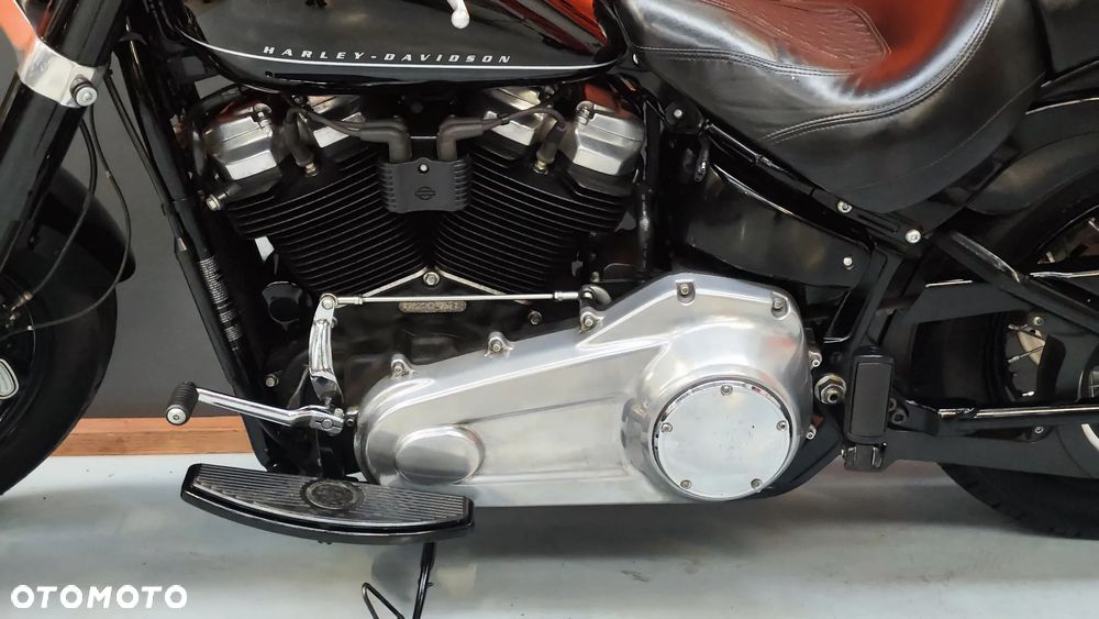 Harley-Davidson Softail Slim - 22