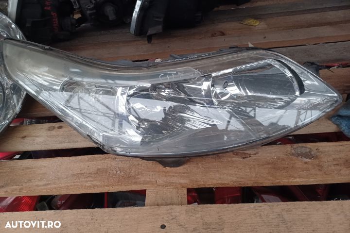 Far dreapta Citroen C4 1 [2004 - 2008] Hatchback 5-usi 1.6 HDi MT (10 - 1