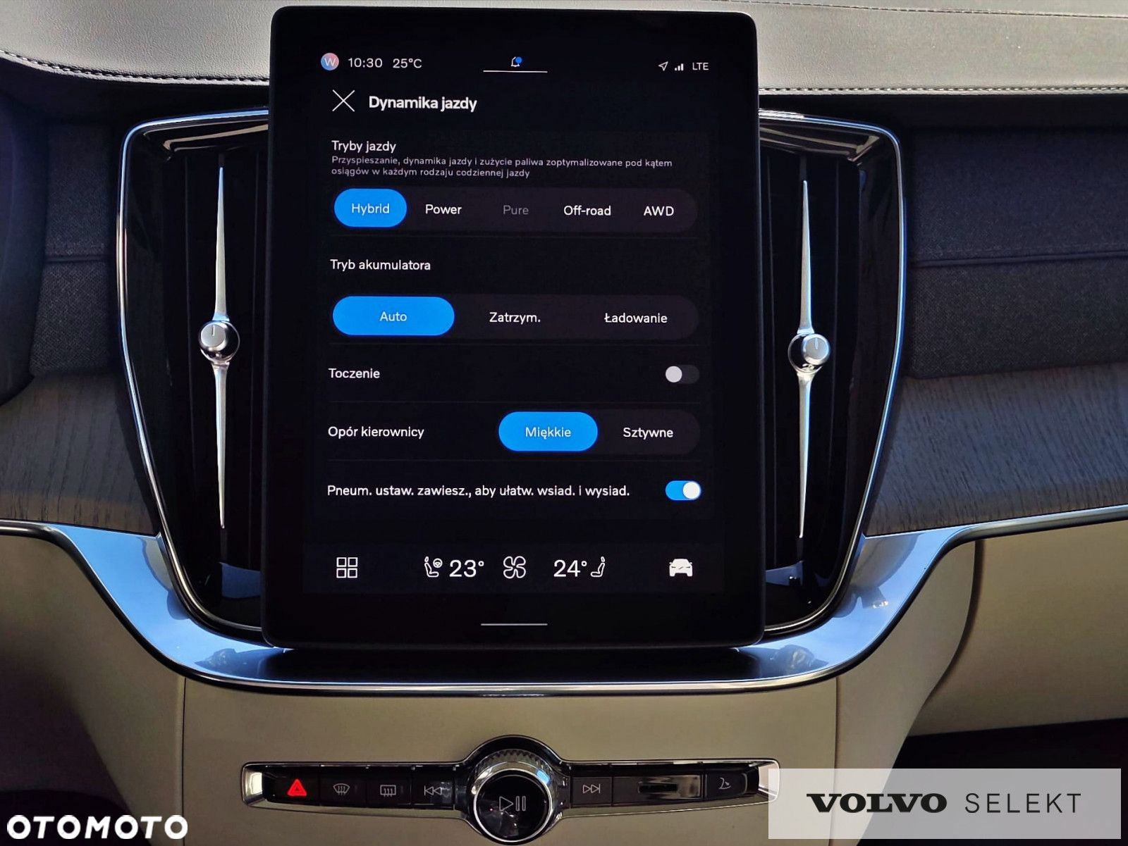 Volvo XC 90 - 26