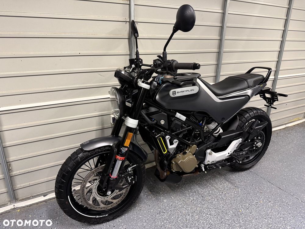 Husqvarna Svartpilen - 13