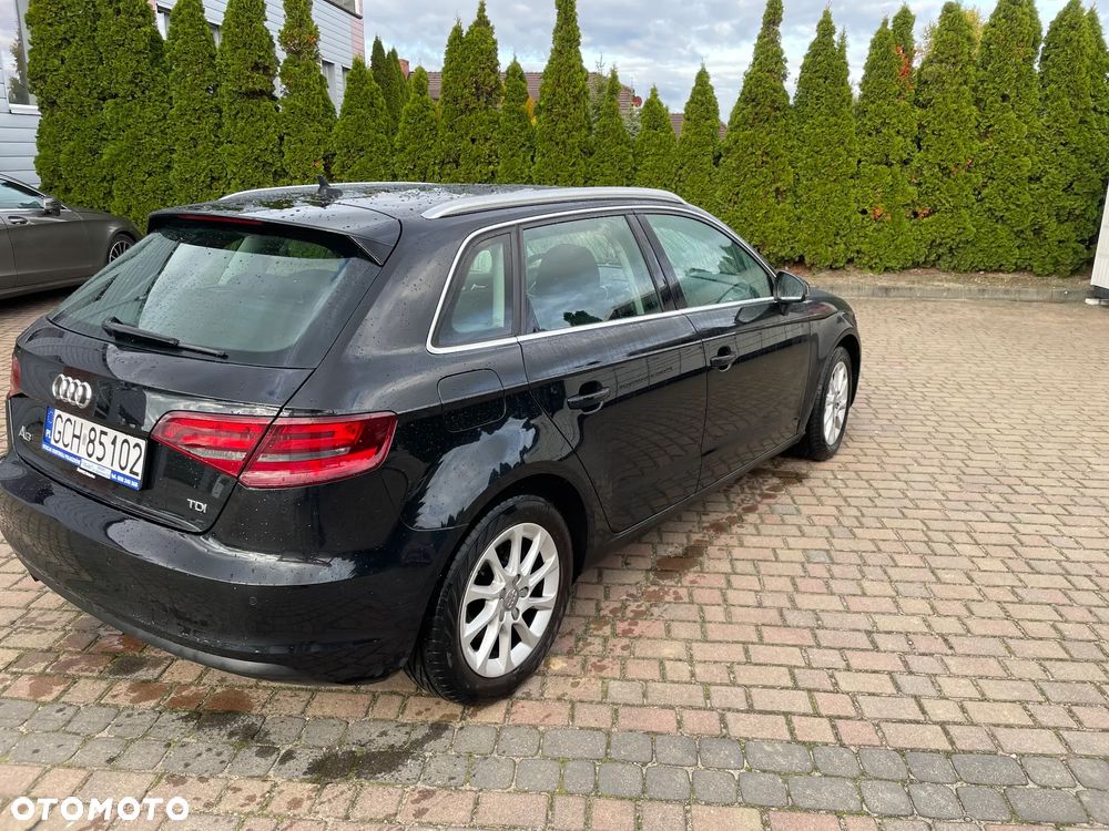Audi A3 Sportback - 4