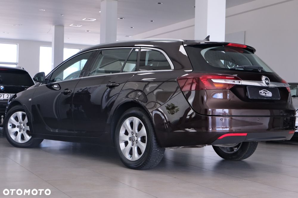 Opel Insignia - 10