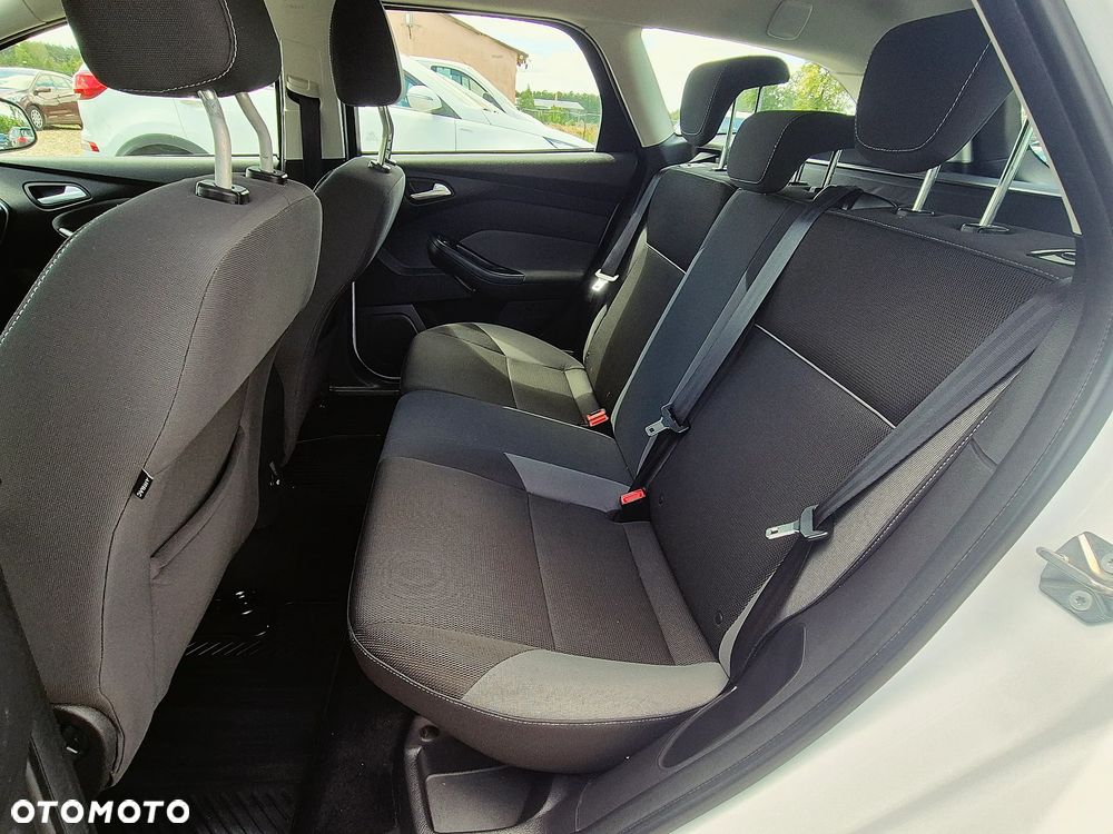 Ford Focus 1.6 TDCi DPF SYNC Edition - 31