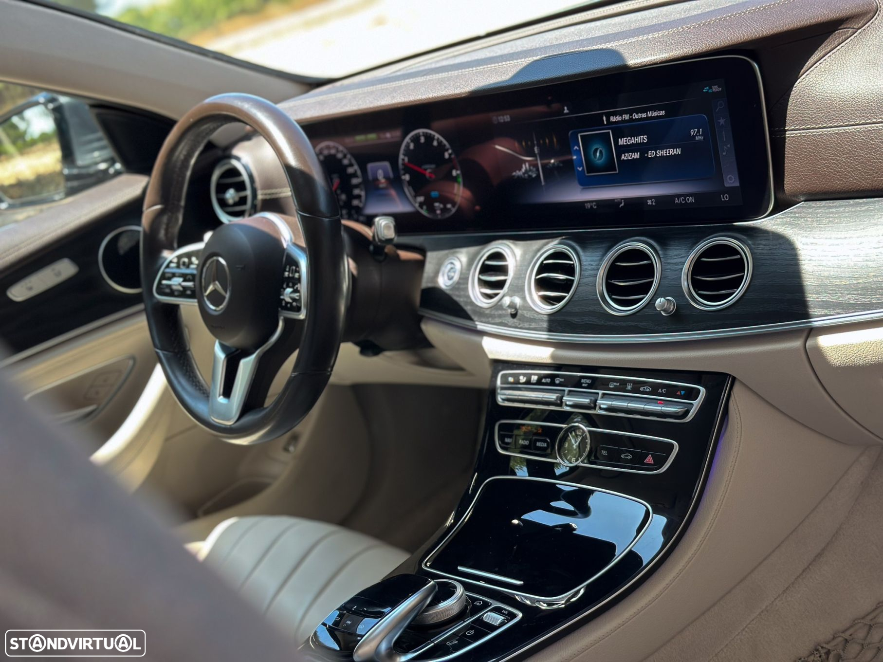 Mercedes-Benz E 300 - 29